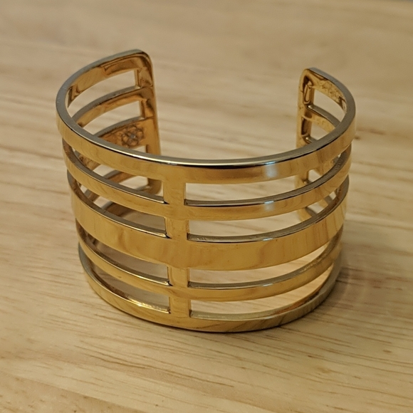 Lined Bangle - Picture 3 of 7